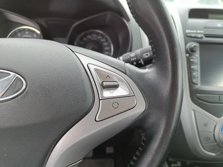 Hyundai ix20 1.4i Go! | Navigatie | Parkeercamera | Airco |