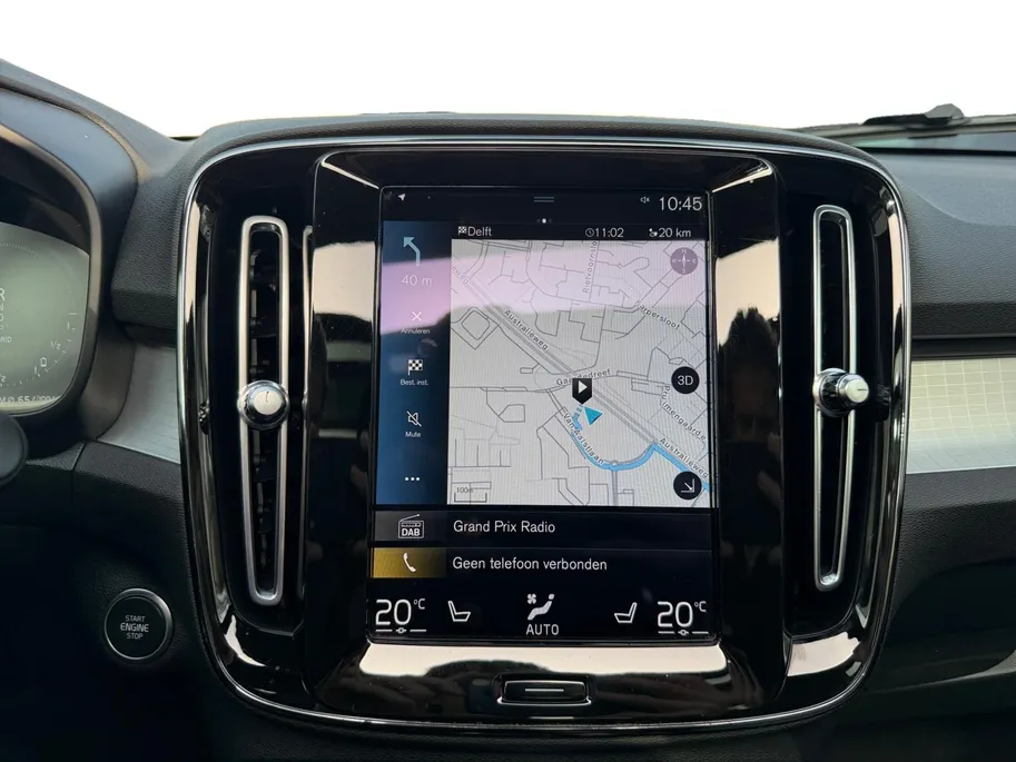 Volvo XC40 1.5 T4 Plug-in hybrid Ultimate Bright | Elektrischer achterklep | Pano dak | Harmon/Kardon | Achteruitrijcamera | Elektrsich verstelbare bestuurderstoel met geheugen |