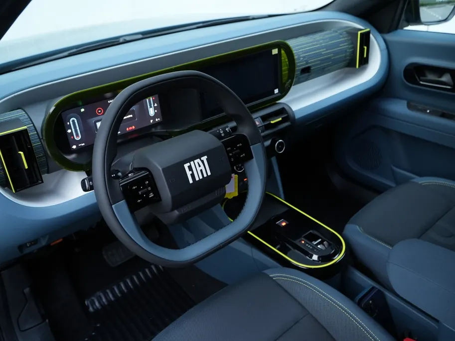 Fiat Grande Panda 1.2 Hybrid 100 PK Icon | Pack Style | Carplay | Airco | Cruise VERKOCHT