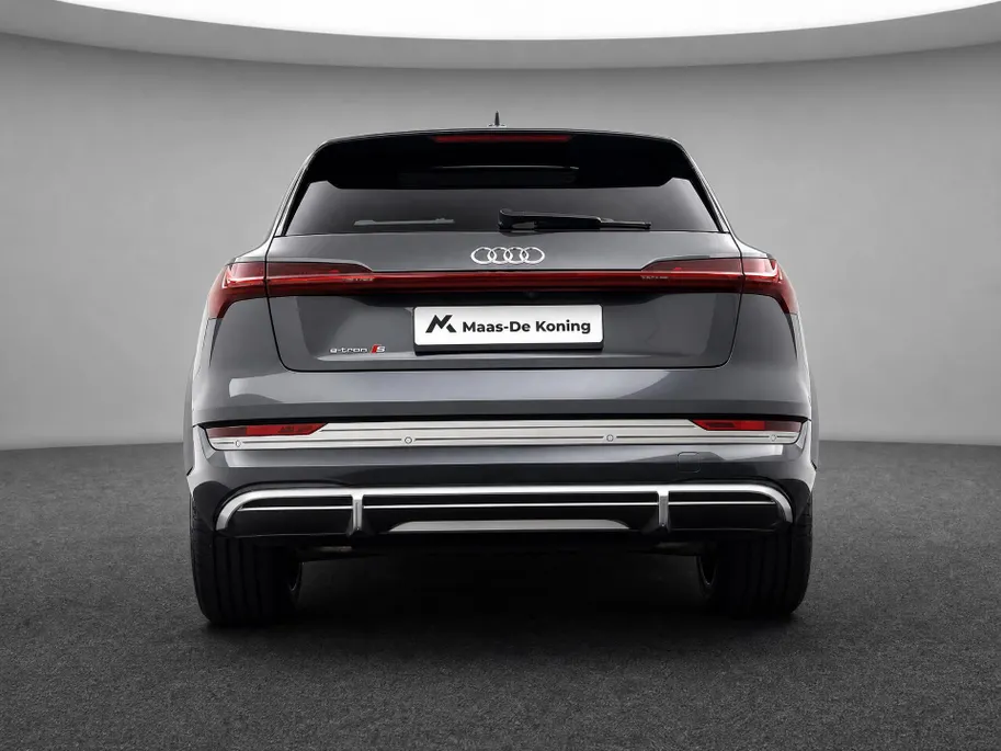 Audi e-tron S 503pk Quattro 95 kWh · SOH 95,3% · Panoramadak · Stoelventilatie · Luchtvering · 360gr. Camera · Elek. Voorstoelen · B&O Audio · 21'' Inch · Leder ·