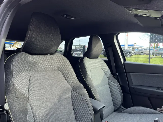 Mitsubishi Grandis 1.8 HEV Intense+