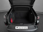 Volkswagen ID.4 Pro Business Advantage 77 kWh 204pk · SOH 97% · Panoramadak · Camera · Stuur- & Stoelverwarming · Warmtepomp · Matrix LED ·