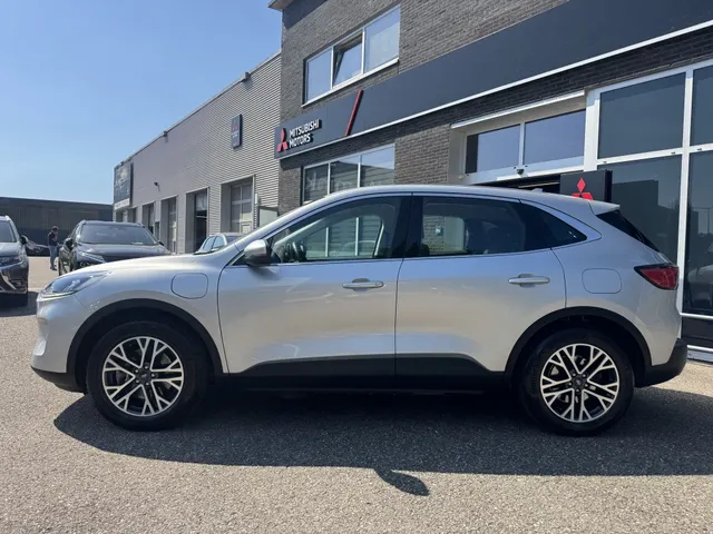 Ford Kuga 2.5 PHEV Titanium | Trekhaak