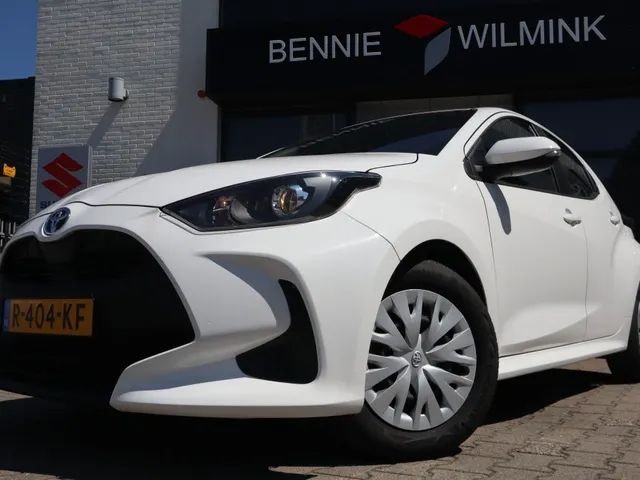 Toyota Yaris 1.5 Hybrid Active | Camera | Apple Carplay Android Auto (34000km