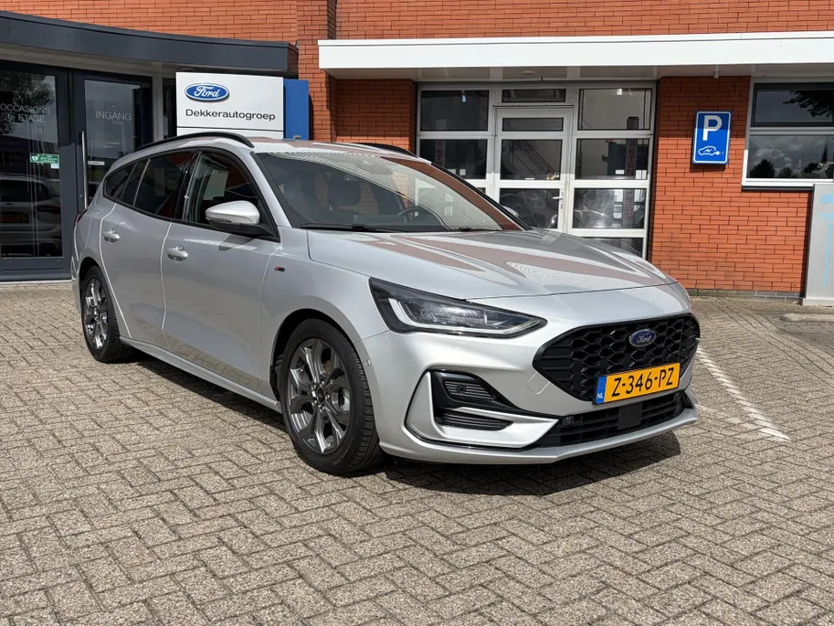Ford Focus Wagon 1.0 EcoBoost Hybrid ST Line Winterpakket!