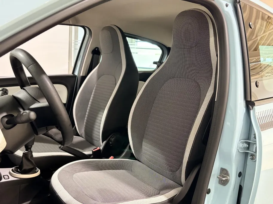 Renault Twingo 75PK SCe Collection | 1e eigenaar | Airco | Bluetooth | Elektrische Ramen & Spiegels | USB | Centrale Deurvergrendeling | LED Dagrijverlichting | Licht Sensor |