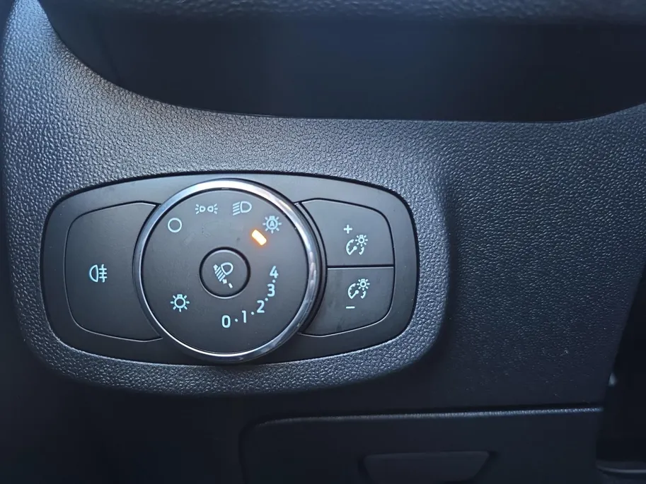Ford Fiesta 1.0 EcoBoost Hybrid Titanium | 1e Eigenaar | NL-Auto | Winter Pack | Apple/Android Carplay | Keyless | Parkeersensoren | 12 maanden garantie! |