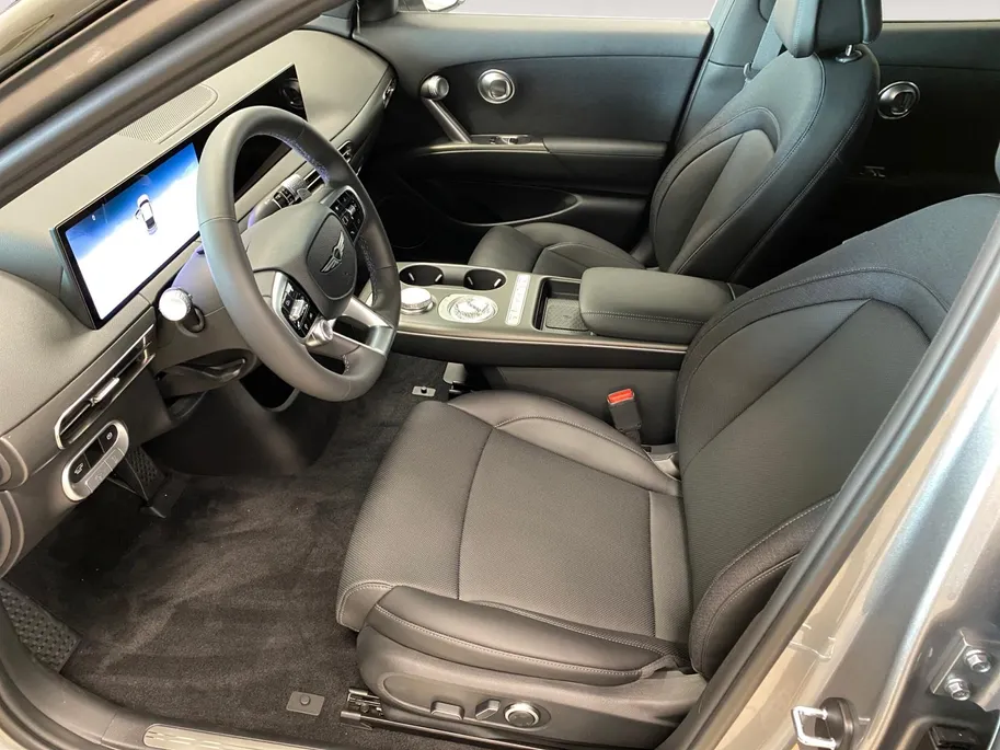 Genesis GV60 84 KWH | FIRST EDITION | DIRECT LEVERBAAR |