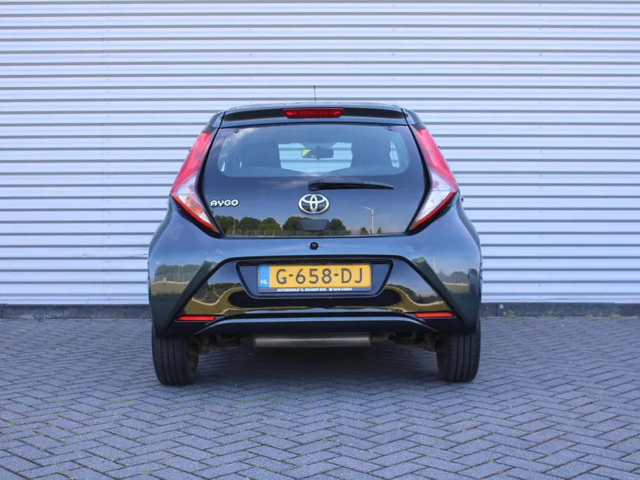 Toyota Aygo 1.0 VVT-i x-play limited | Camera | Elektrisch vouwdak | Android Auto/Apple Carplay | Airco | Cruise |