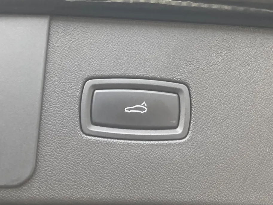Porsche Cayenne 3.0 E-Hybrid 340KW met Panoramadak