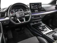 Audi Q5 50 TFSIe 299pk S-tronic S edition · Camera · Wegklapbare Trekhaak · Apple/Android Car Play · Navigatie · 20'' Inch ·