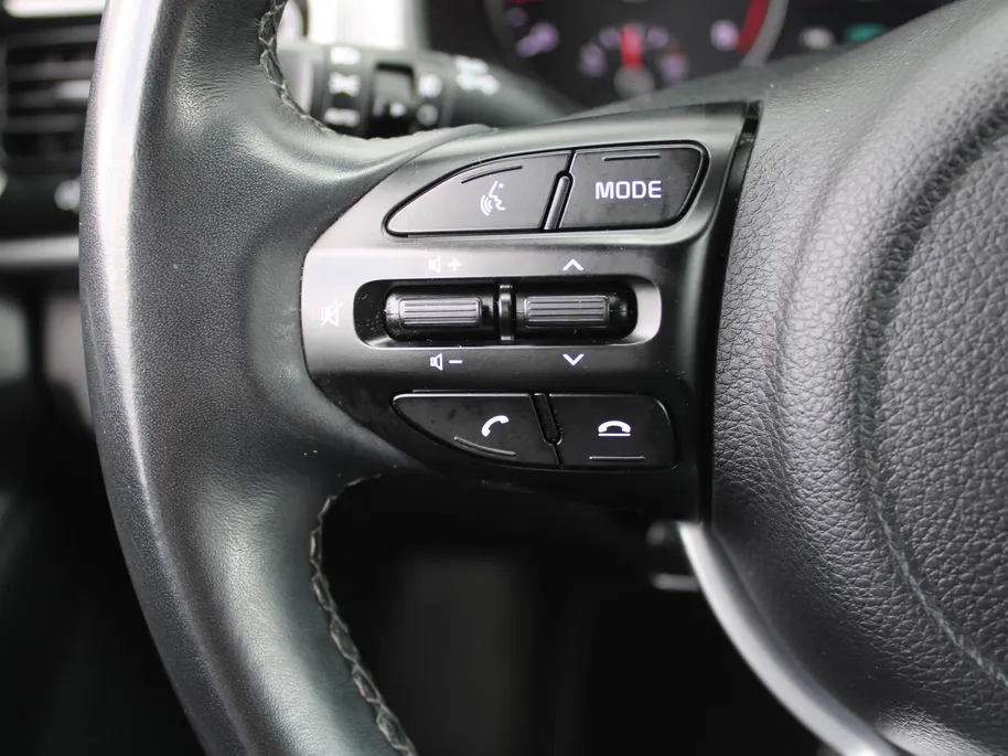 Kia Stonic 1.0 T-GDi MHEV DynamicPlusLine | Camera | Clima | Cruise | 16' LM | LED | Navi | Apple Carplay/Android Auto | Keyless | Automaat |