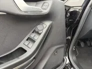 Ford Fiesta 1.0 EcoBoost Vignale | Adaptieve Cruise Control | Dodehoek Detectie | Winter Pack | B&O Audio | Lederen Bekleding | Apple/Android Carplay |