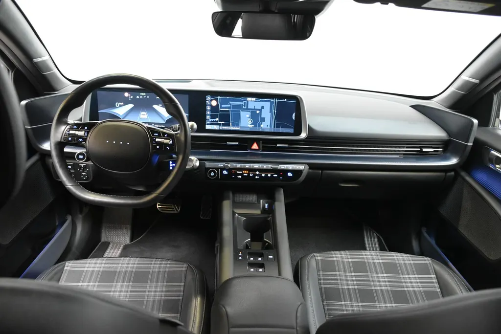 Hyundai IONIQ 6 77,4 kWh 325pk AWD First Edition I Schuifdak I SOH 100%