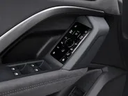 Audi Q5 e-hybrid quattro S edition Competition 367 PK · Tech pro · 20' LM Velgen · Glazen panoramadak · B&O Premium 3D