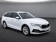 Škoda Octavia Combi 1.5e-TSI 150PK DSG Business Edition Plus · Apple/Android Car Play · Stoelverwarming · Navigatie · Keyless · Camera + Parkeersensoren