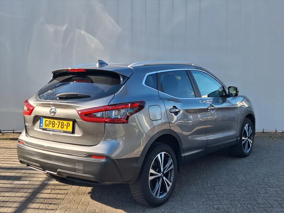Nissan QASHQAI 1.3 DIG-T 160pk N-Connecta automaat | Pano | Camera