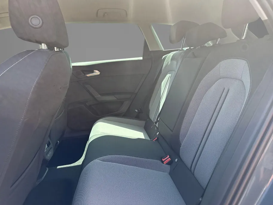 SEAT Leon Sportstourer Style Business Intense 1.5 TSI Phev Technology Pakket | Keyless | Elektrische achterklep | Herwaardering!