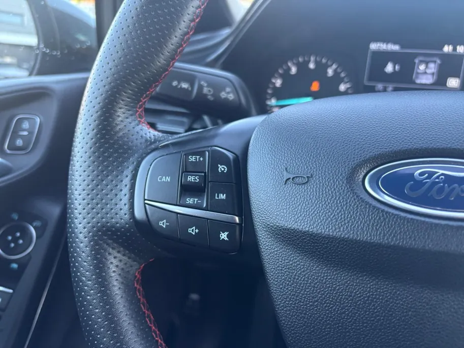 Ford Fiesta 1.0 EcoBoost ST-Line | Winterpack | Stoelverwarming | Navi