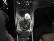 Ford Fiesta 1.0 EcoBoost ST Line NAVI AIRCO CRUISE CONTROLE LM VELGEN SPORTPAKKET ZEER DIKKE FIESTA VOLLEDIG ONDERHOUDEN VAN EEN LIEFHEBBER GEWEEST