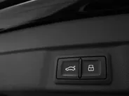 Audi A6 Avant 2.0 367pk S-tronic e-hybrid Quattro S edition Comp · 360 Camera · Wegklapbare Trekhaak · Elek. Voorstoel · Elek. Achterklep · 20'' Inch · Garantie t/m 11-12-2030 of 100.000km