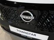 Nissan Townstar N-Connecta L1 44 kWh Nissan Townstar N-Connecta L1 45 kWh | 22% VOORRAAD KORTING | INCL CARGO PACK |