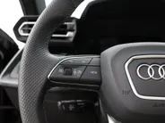 Audi A3 Sportback 45 TFSIe 272pk S-tronic S edition Competition · Panoramadak · Sonos Audio · Camera · Head-Up · Apple/Android Car Play · 18'' Inch · Garantie t/m 28-09-2030 of 100.000km