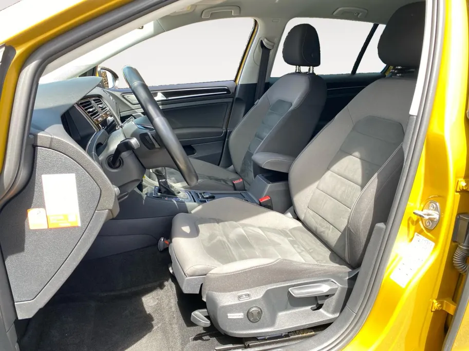 Volkswagen Golf 5-deurs 1.5 TSi DSG7-autom. Highline Business LED | Virtual cockpit | camera | massage | allseason banden | etc.