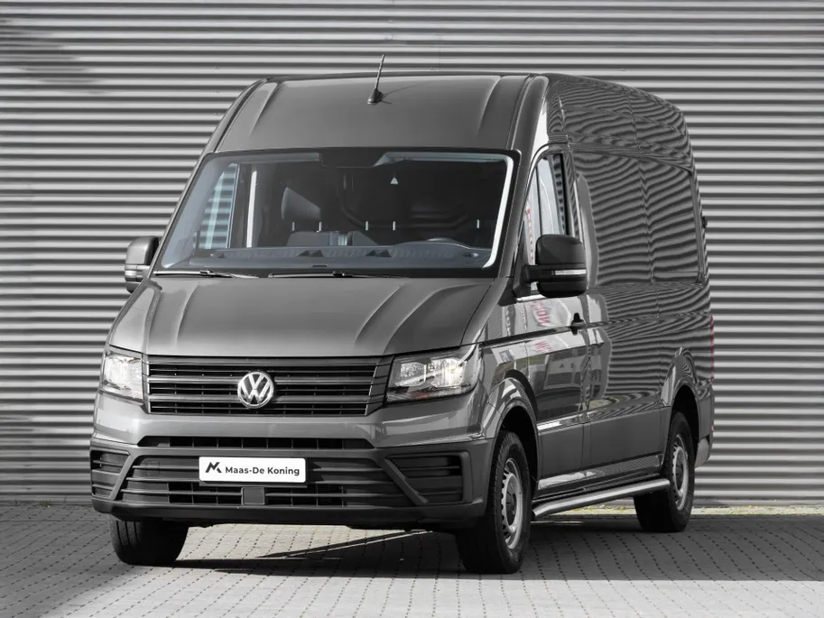 Volkswagen Bedrijfswagens Crafter 30 2.0 TDI 140pk DSG L3H3 Trendline · Camera · Trekhaak · Side Bars · Cruise Control · Apple/Android Car Play · DAB Radio · Garantie t/m 04-09-2028 of 120.000km