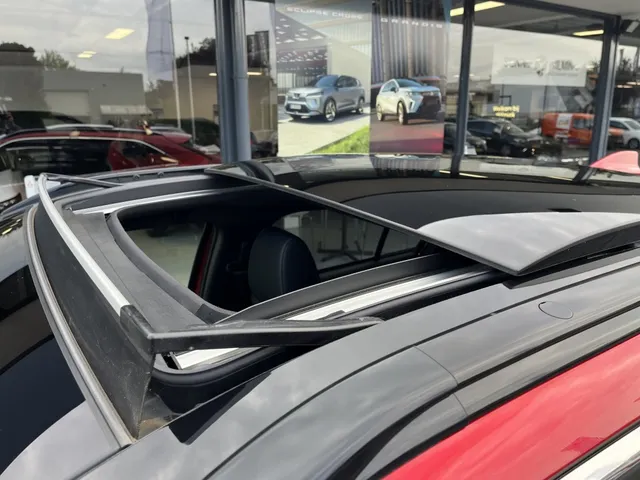 Mitsubishi Eclipse Cross 2.4 PHEV Instyle+ | Panoramadak | Trekhaak | All Seasons