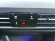 Volkswagen Golf 1.0 eTSI Life Business | CARPLAY | STOELVERWARMING | PARKEERSENSOREN | LICHTMETALEN VELGEN |