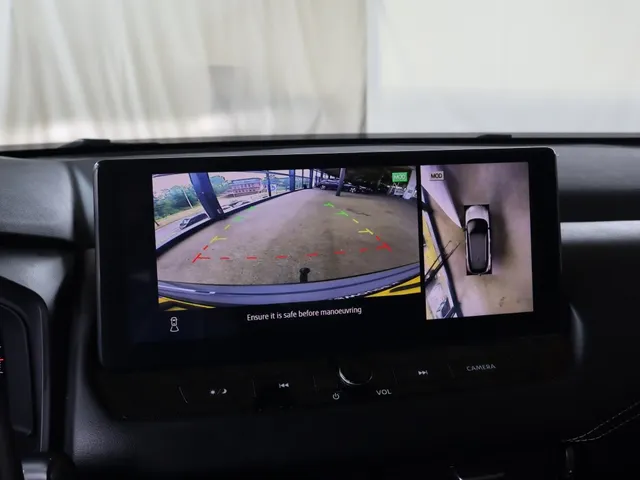 Nissan QASHQAI 1.3 MHEV N-Connecta | Trekhaak | Panoramadak
