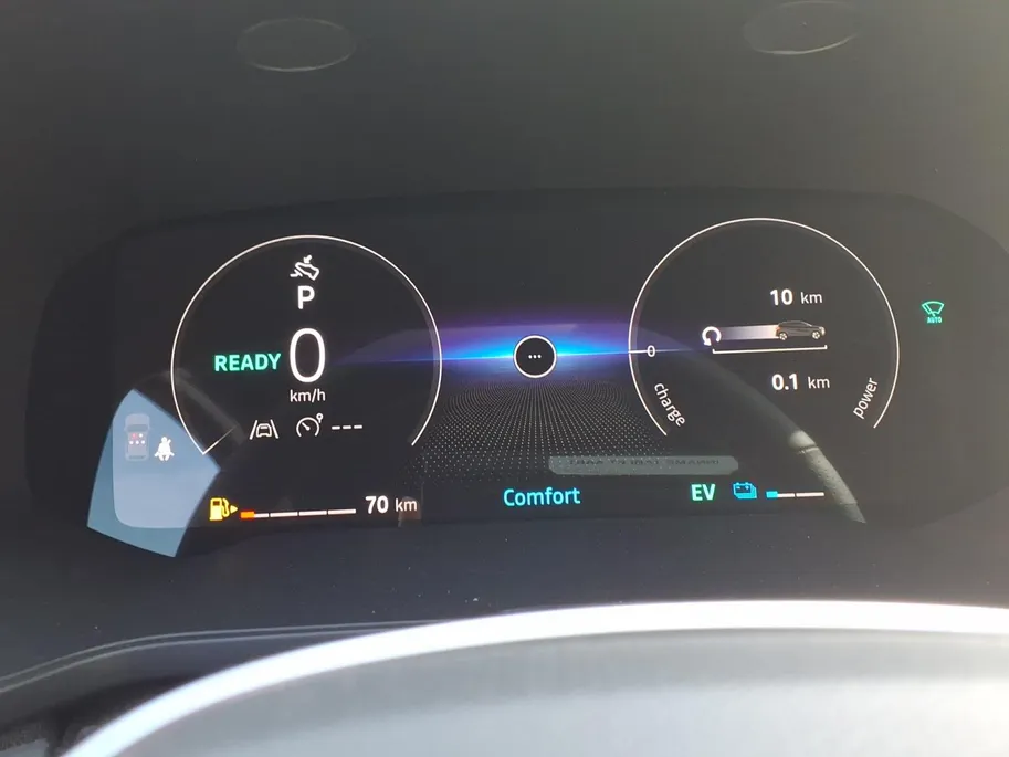 Renault Captur 1.8 E-Tech full hybrid 160 esprit Alpine voorraad auto  met 2000,- korting , alle opties, Pack Privilège , Pack Light & Sound ,Apple Carplay/Android Auto , lichtmetalen velgen 19' , elektrisch glazen panorama-dak , voorstoelen verwarmd , enz