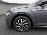 Volkswagen Polo 1.0 TSI 95pk DSG Life Edition · Camera · Apple/Android Car Play · Stoelverwarming · Navigatie · P-Sensoren · 15'' Inch · Garantie t/m 15-07-2028 of 100.000km