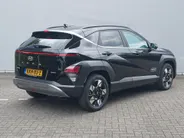 Hyundai Kona 1.6 GDI HEV 138pk DCT Premium / DIRECT LEVERBAAR! / Demonstratieauto /