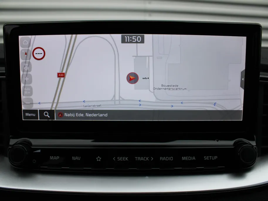 Kia Ceed Sportswagon 1.5 T-GDi MHEV DynamicPlusLine | Stoel- & stuurverwarming | Camera | LED | Navi | Elek. achterklep |