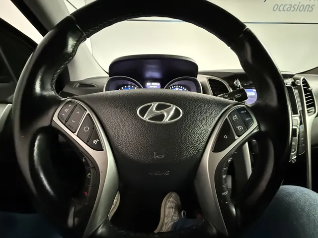 Hyundai i30 1.6 i-Motion Pl. navigatie