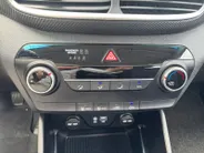Hyundai Tucson 1.6 GDI Comfort *Navi+Camera*Trekhaak*Airco*LM.Velgem*Zeer nette auto!