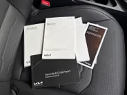 Kia Niro EV Edition Advanced 64.8 kWh | *1E EIGENAAR | FABRIEKSGARANTIE | *LAGE KM-STAND | APPLE CARPLAY/ ANDROID AUTO | STUUR/ STOELVERWARMING | NAVI | CAMERA | ETC…