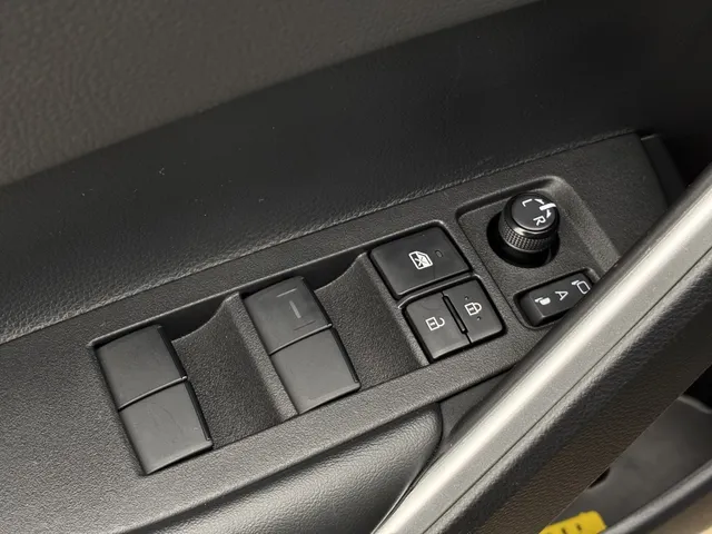 Toyota Corolla Cross 2.0 HP Hybrid First Edition | Trekhaak