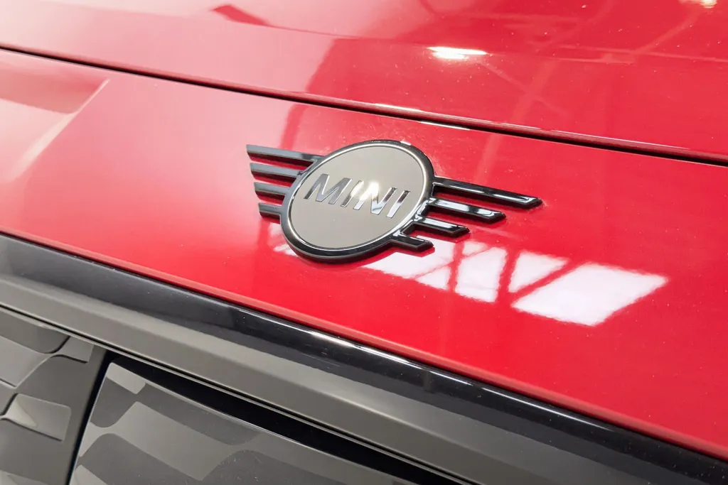 MINI Countryman Electric SE ALL4 John Cooper Works Pakket L