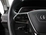 Audi e-tron e-tron 50 Quattro 313pk Launch Edition 71 kWh · SOH 94,9% · Camera · Luchtvering · Afneembare Trekhaak · Stoelverwarming · Elek. Achterklep ·