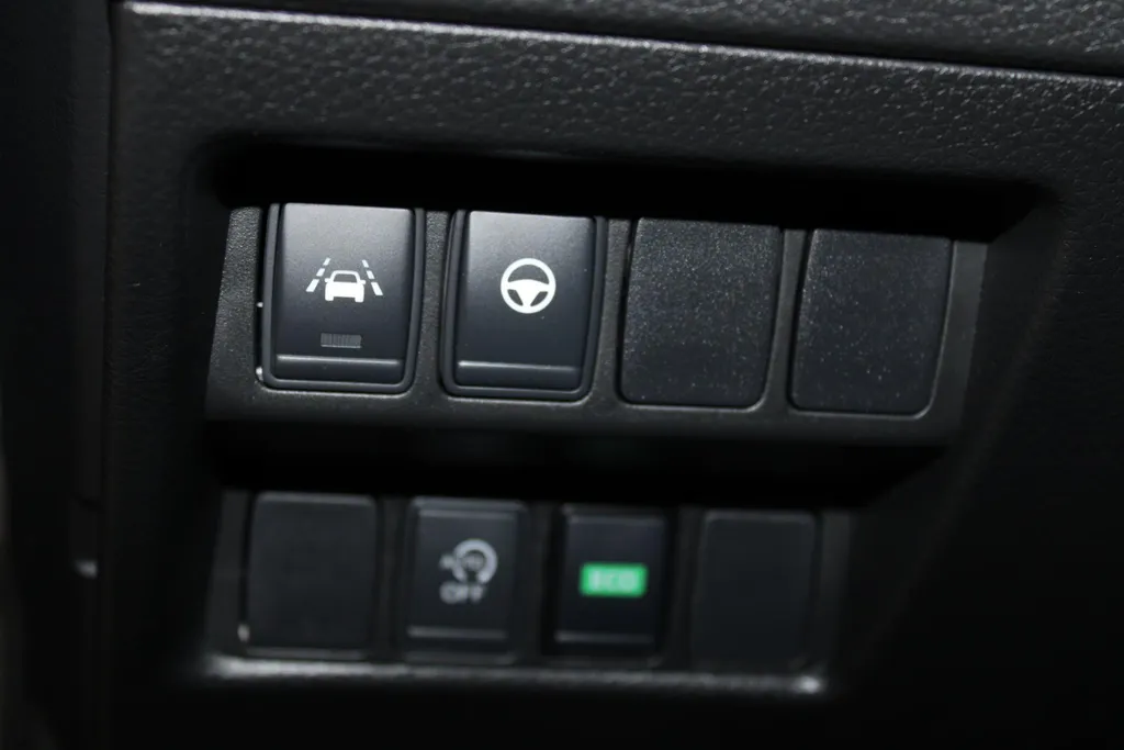 Nissan QASHQAI 1.3 DIG-T Tekna + | Bi-led verlichting | Afneembare trekhaak | Nappa lederen bekleding | Stoel geheugen | 360grd camera | Automaat | 1500kg trekgewicht | Pro-pilot |  Bose audio |