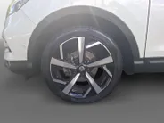 Nissan QASHQAI 1.3 DIG-T Tekna | TREKHAAK | STOELVERWARMING | PANO DAK | CLIMATE | ALL SEASON BANDEN |