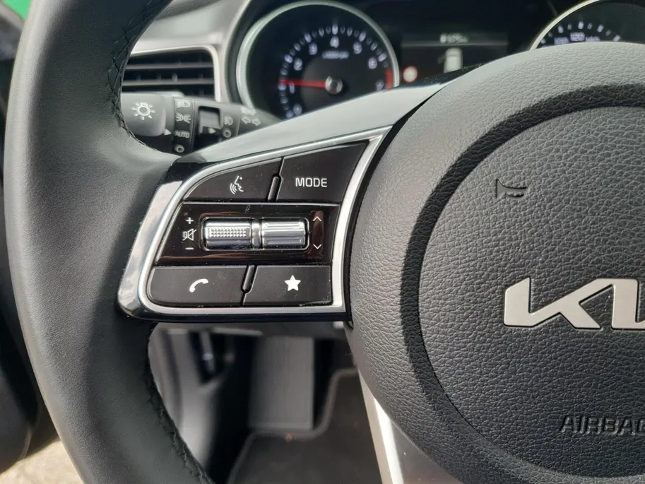 Kia Ceed Sportswagon 1.0T ComfortLine | Navigatie | Camera | Climate control | Cruise control | Apple Carplay / Android Auto |