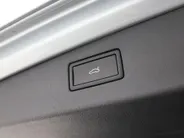 Volkswagen Tiguan 1.5 eHybrid 272pk DSG R-Line Edition · Panoramadak · Inklap. Trekhaak · 360 Camera · Matrix LED · Massagefunctie · Dodehoeksensor · Garantie t/m 27-10-2029 of 100.000km