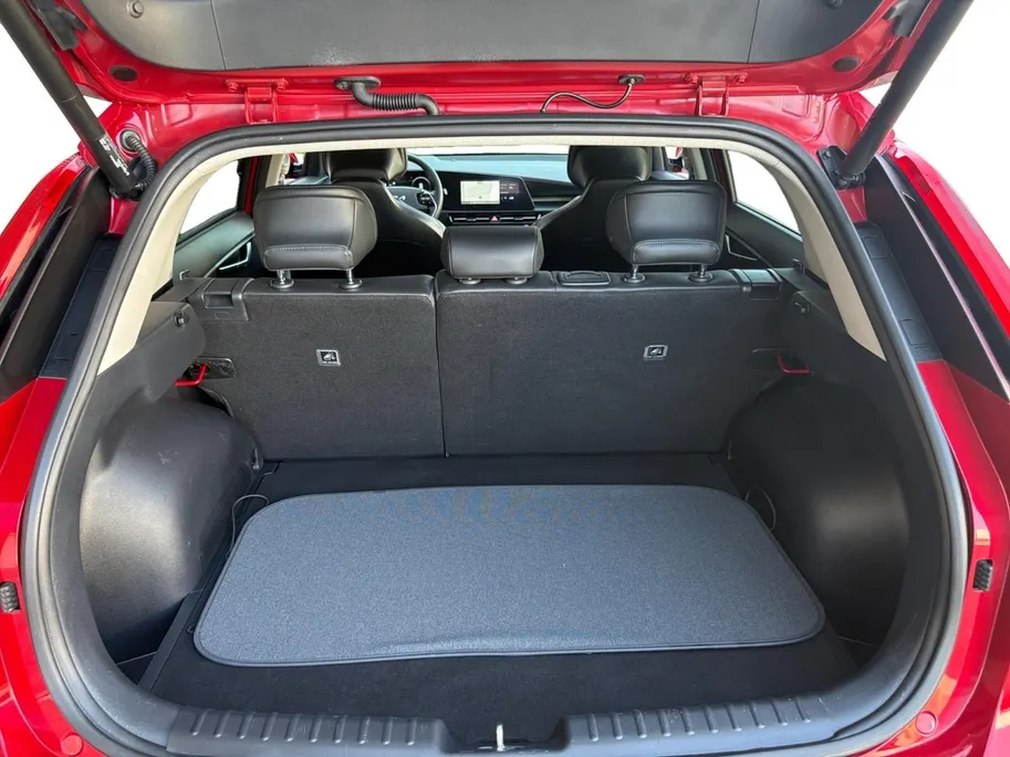 Kia Niro 1.6 GDi Hybrid DynamicPlusLine | Trekhaak | Schuifdak | Stoel en stuurverwarming | Dodehoekdetectie | Camera | verbruik 1 op 20!