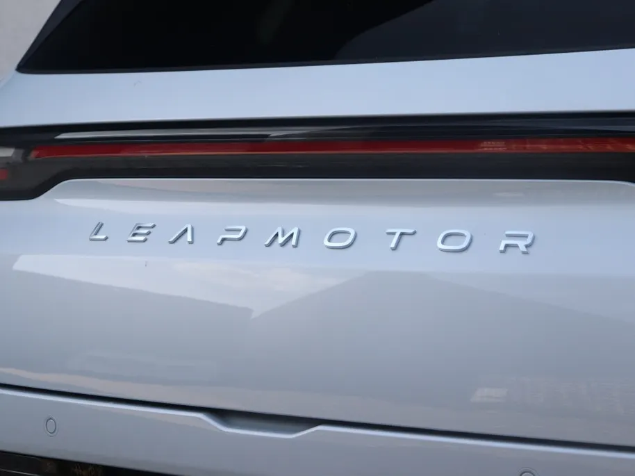 Leapmotor B05 ProMax Design 67.1 kWh Nu te bestellen bij Zeeuw Automotive