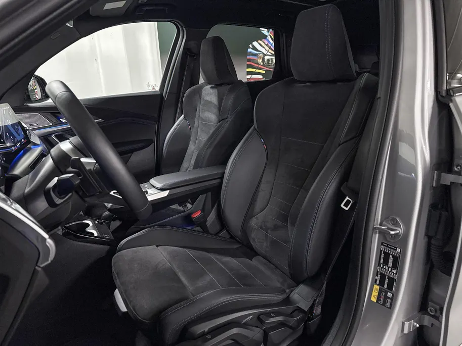 BMW iX1 xDrive30