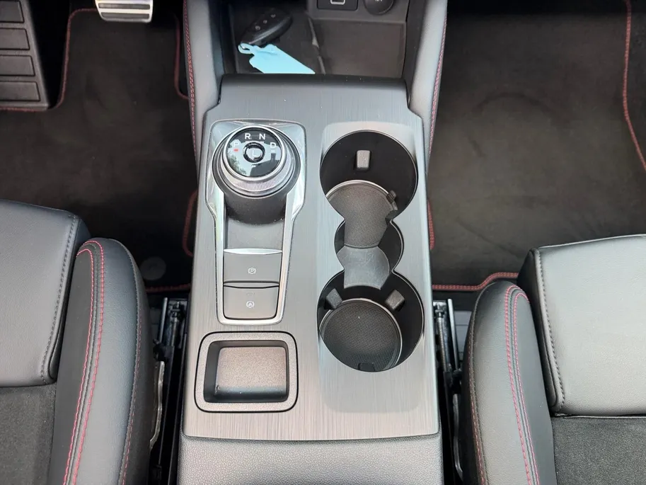 Ford Kuga 2.5 PHEV ST-Line X | 360 Camera | Adaptieve Cruise Control | Schuif/Kantel Dak | Licht Pakket | Dodehoek Detectie |